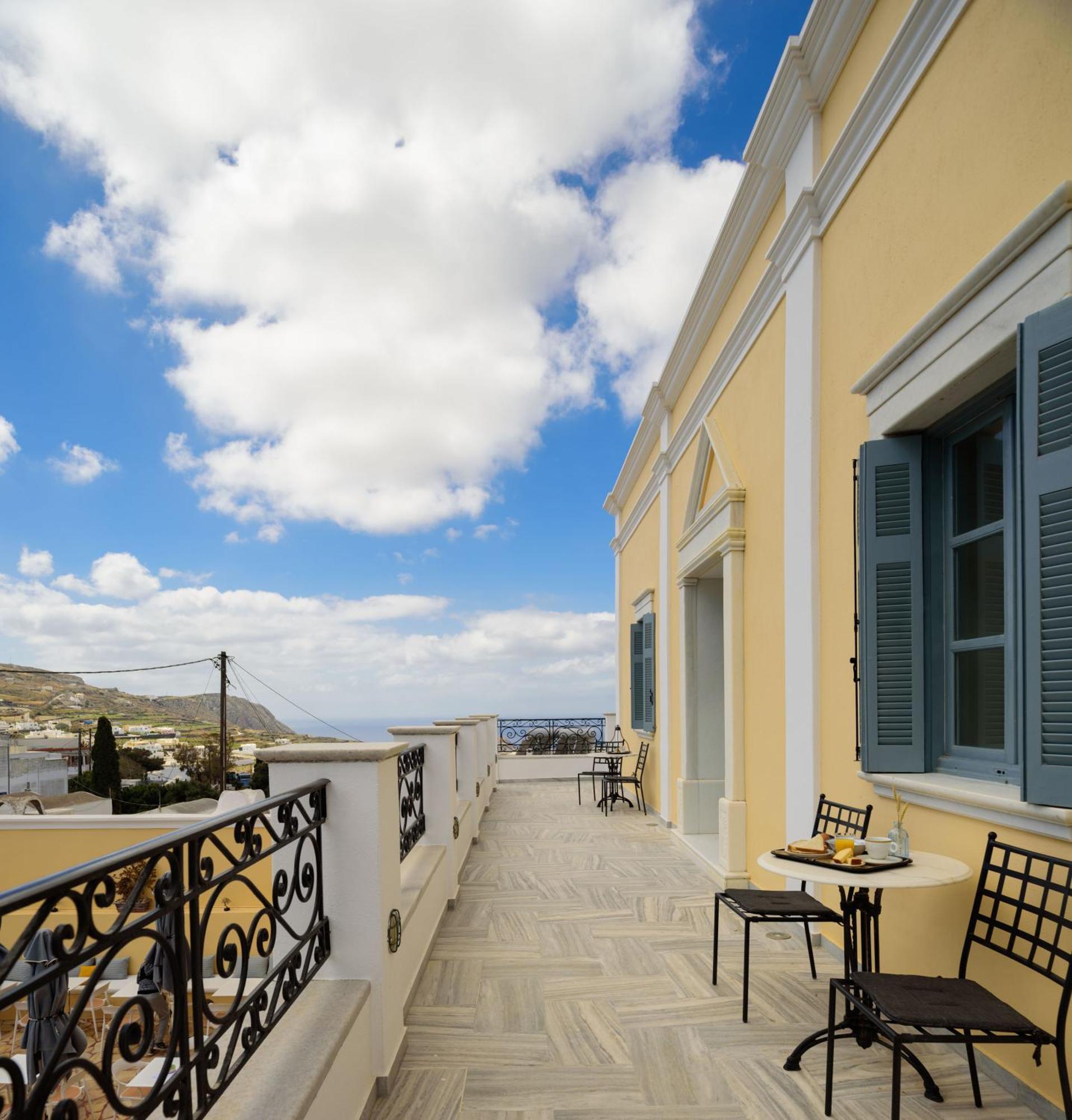 Ikio Concept Santorini Hotel Pyrgos Kallistis Bagian luar foto
