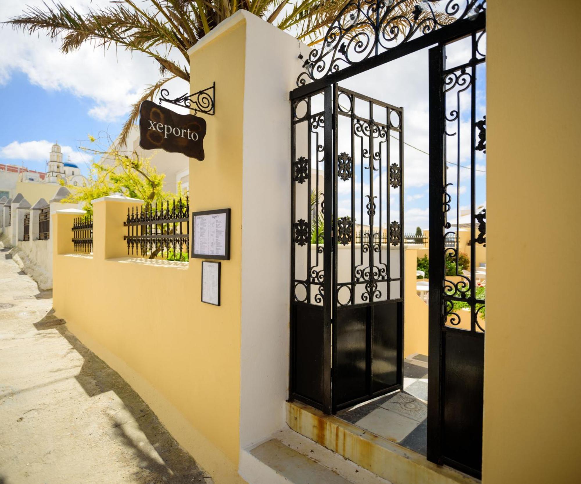 Ikio Concept Santorini Hotel Pyrgos Kallistis Bagian luar foto