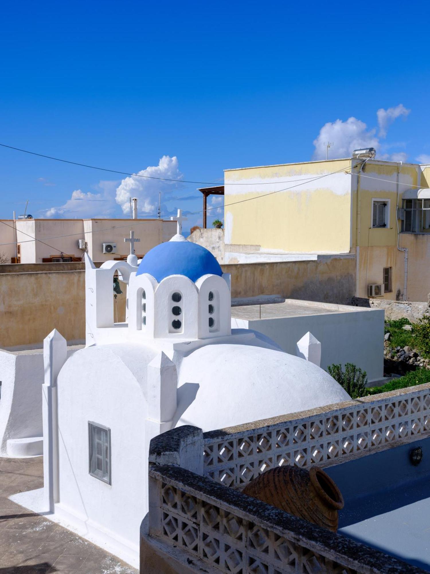 Ikio Concept Santorini Hotel Pyrgos Kallistis Bagian luar foto