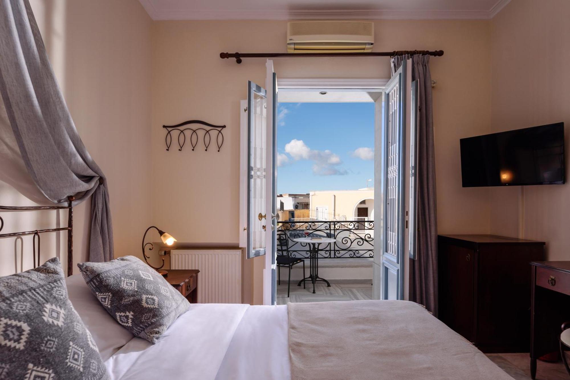 Ikio Concept Santorini Hotel Pyrgos Kallistis Bagian luar foto
